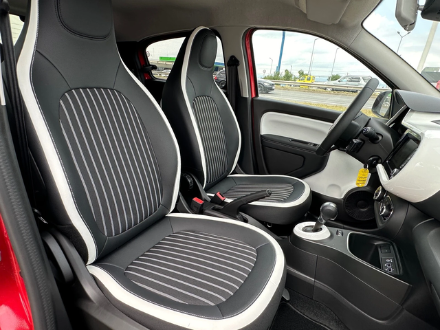 Renault Twingo Elektrik/Techno Schuko/ - автомобили, коли, обяви за нови и употребявани 15