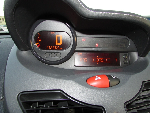 Renault Twingo 1.2i EURO5A ПАНОРАМА - автомобили, коли, обяви за нови и употребявани 12
