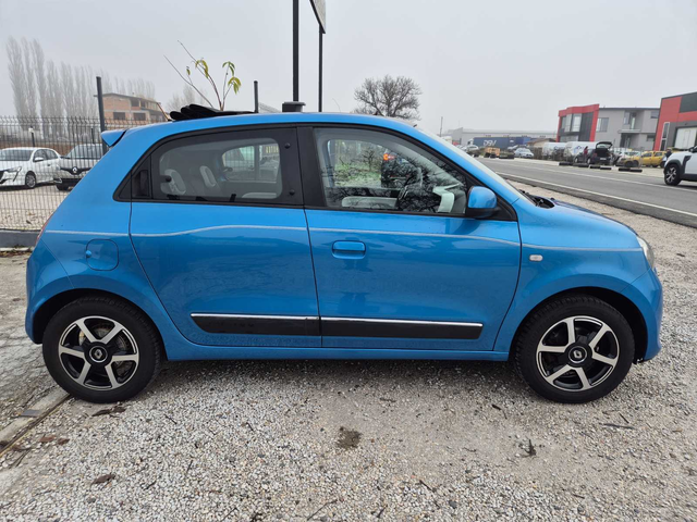 Renault Twingo 900i - автомобили, коли, обяви за нови и употребявани 6