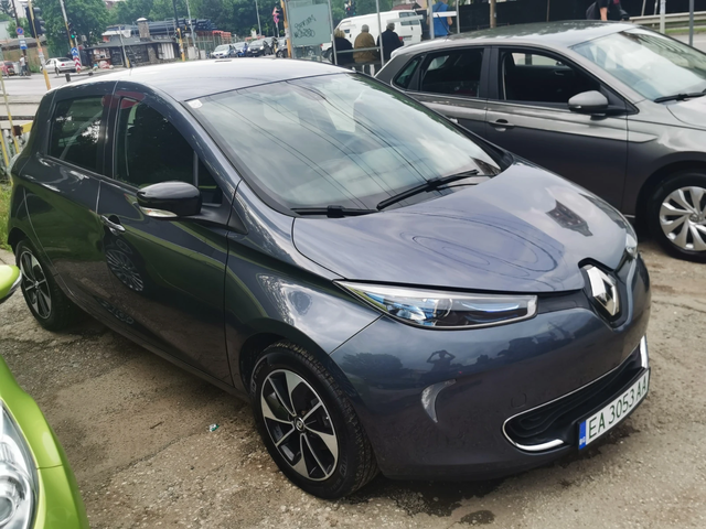 Renault Zoe БАРТЕР/ГАРАНЦИЯ/ТЕРМОПОМПА /СЕРВ. ИСТОРИЯ - автомобили, коли, обяви за нови и употребявани 1