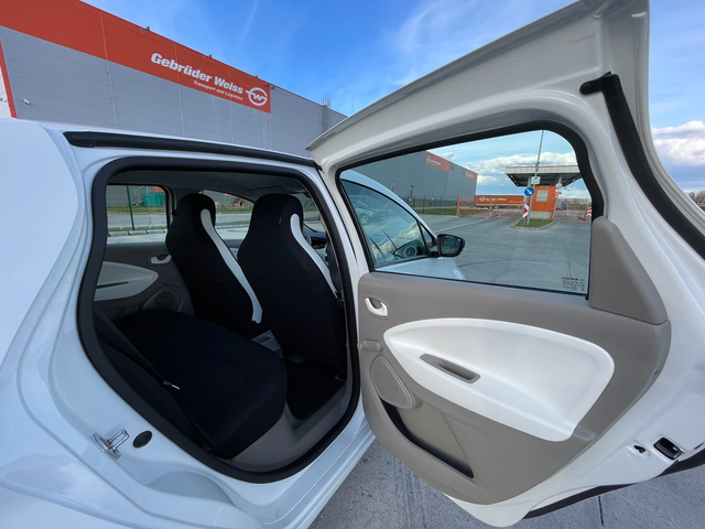 Renault Zoe 41kw Germany НОВ - автомобили, коли, обяви за нови и употребявани 13