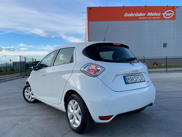 Renault Zoe 41kw Germany НОВ - автомобили, коли, обяви за нови и употребявани 4