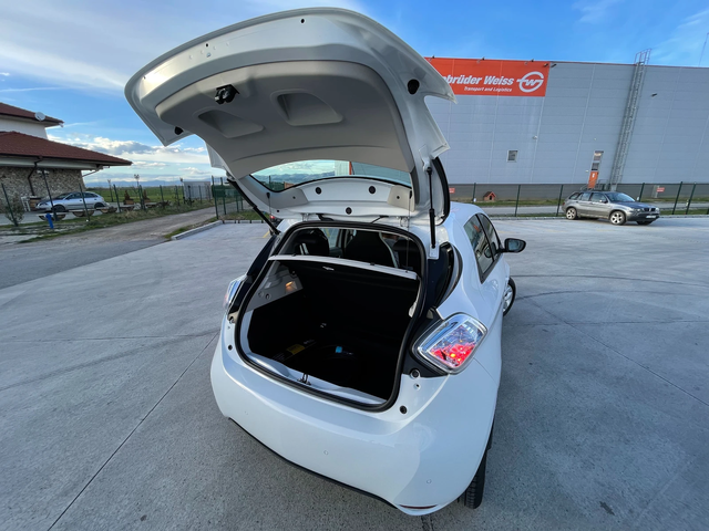 Renault Zoe 41kw Germany НОВ - автомобили, коли, обяви за нови и употребявани 7