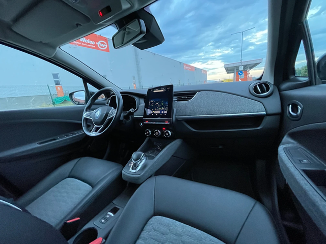 Renault Zoe Z.E.50 Intens R135 CCS Germany - автомобили, коли, обяви за нови и употребявани 12