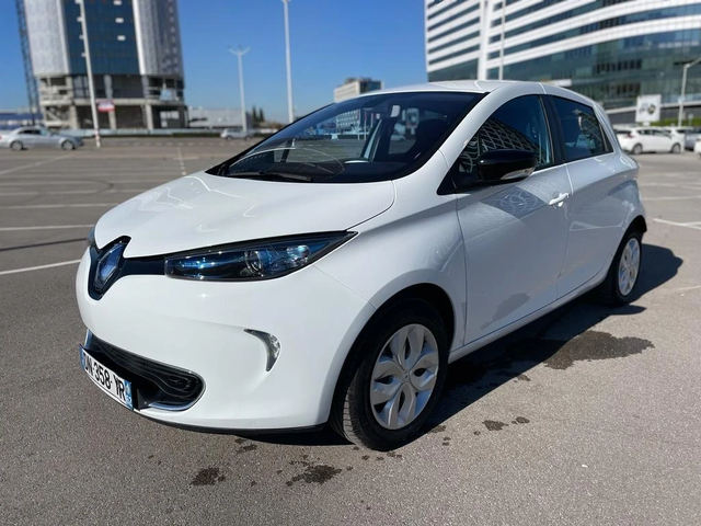 Renault Zoe Q210-NAVI-AUTO-22kW - автомобили, коли, обяви за нови и употребявани 0