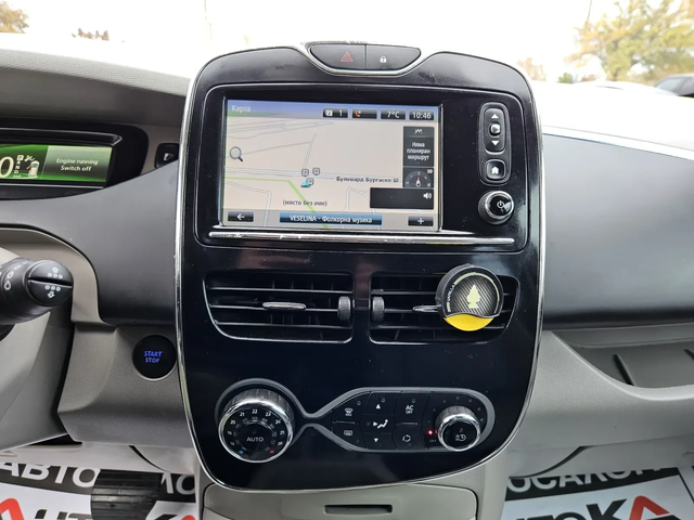 Renault Zoe 53.000km= НАВИГАЦИЯ= КАМЕРА= KEYLESS - автомобили, коли, обяви за нови и употребявани 14