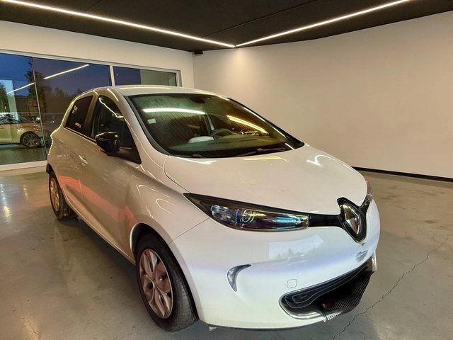 Renault Zoe 44KW* Zero Emissions* Лизинг - автомобили, коли, обяви за нови и употребявани 0