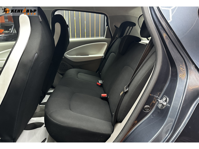 Renault Zoe - автомобили, коли, обяви за нови и употребявани 7