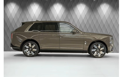 rolls-royce-cullinan - 2