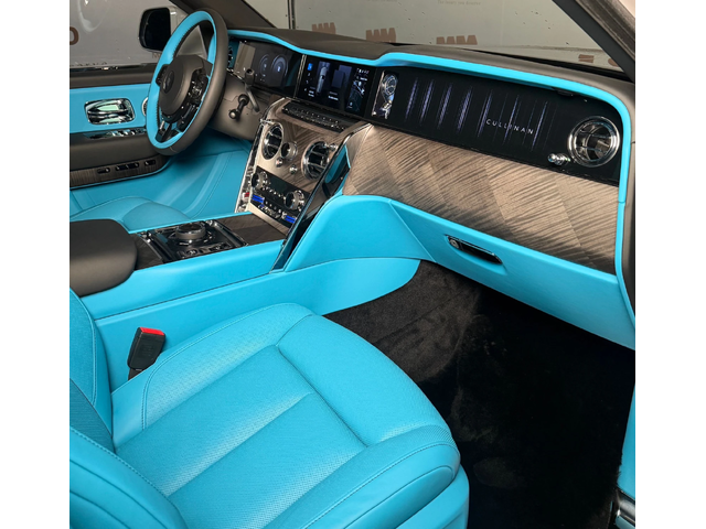 Rolls-Royce Cullinan Series II Facelift* Tempest Grey+ Turchese - автомобили, коли, обяви за нови и употребявани 11