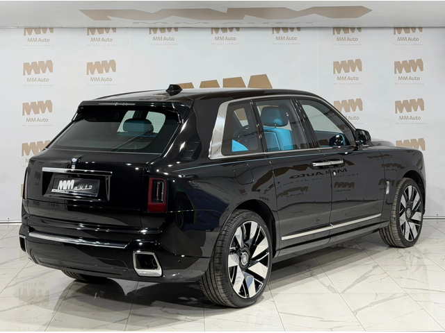 Rolls-Royce Cullinan Series II Facelift* Black+ Turchese - автомобили, коли, обяви за нови и употребявани 2