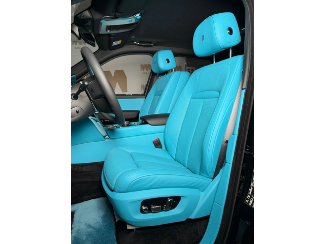 Rolls-Royce Cullinan Series II Facelift* Black+ Turchese - автомобили, коли, обяви за нови и употребявани 7
