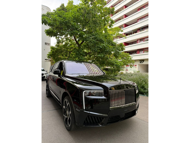 Rolls-Royce Cullinan Cullinan
Series II Black Badge - автомобили, коли, обяви за нови и употребявани 1