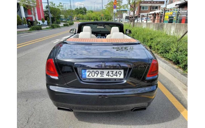 rolls-royce-dawn - 3