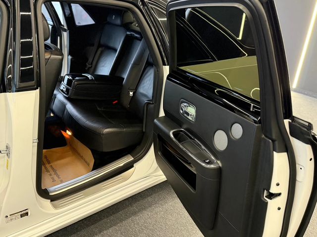 Rolls-Royce Ghost 6.6 V12* Лизинг* - автомобили, коли, обяви за нови и употребявани 4