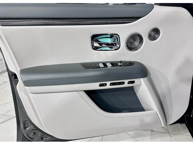 Rolls-Royce Ghost EWB* Massage* TV* HuD - автомобили, коли, обяви за нови и употребявани 5