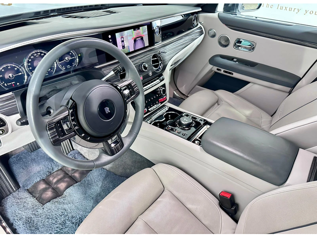 Rolls-Royce Ghost EWB* Massage* TV* HuD - автомобили, коли, обяви за нови и употребявани 6