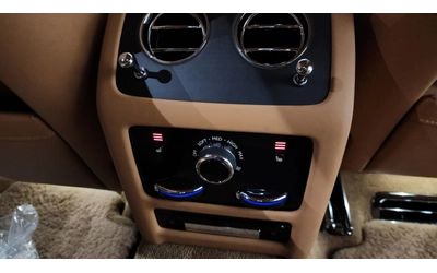 Rolls-Royce Ghost 6.7 EWB V12 - автомобили, коли, обяви за нови и употребявани 14