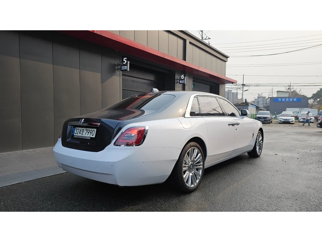 Rolls-Royce Ghost 6.7 EWB V12 - автомобили, коли, обяви за нови и употребявани 2