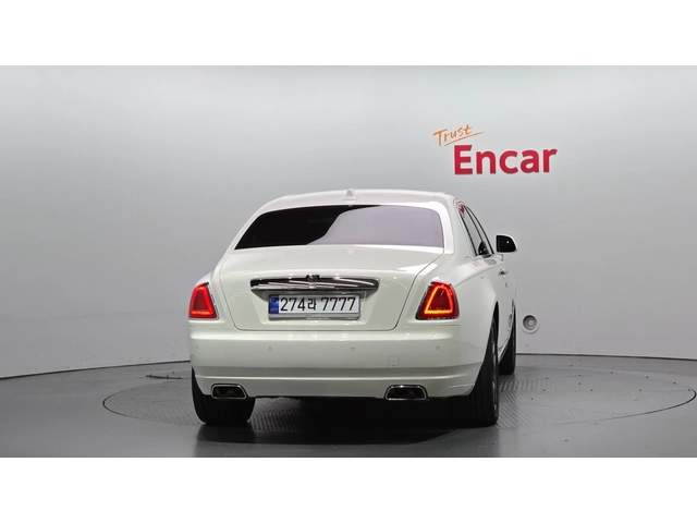 Rolls-Royce Ghost 6.6 V12 - автомобили, коли, обяви за нови и употребявани 3