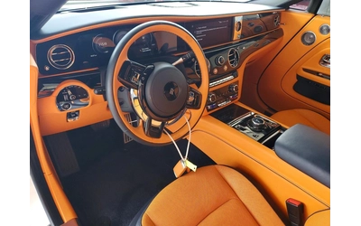 Rolls-Royce Spectre - автомобили, коли, обяви за нови и употребявани 7