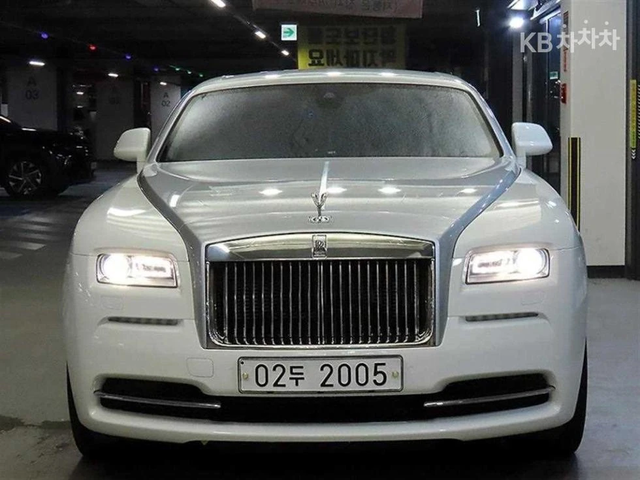 Rolls-Royce Wraith 6.6 V12 ФИНАНСИРАНЕ - автомобили, коли, обяви за нови и употребявани 1