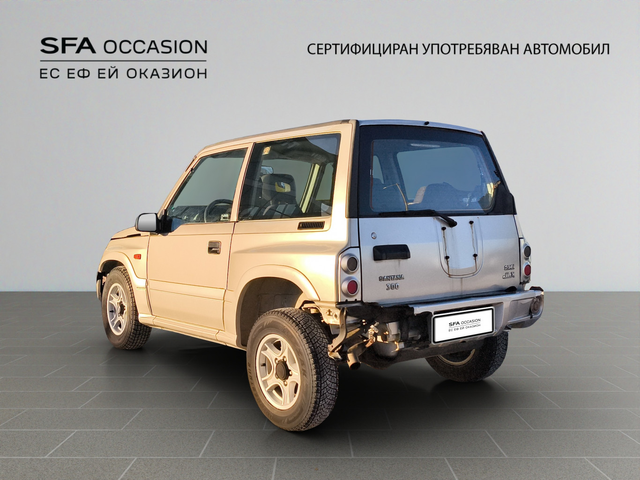 Santana 300 - автомобили, коли, обяви за нови и употребявани 6