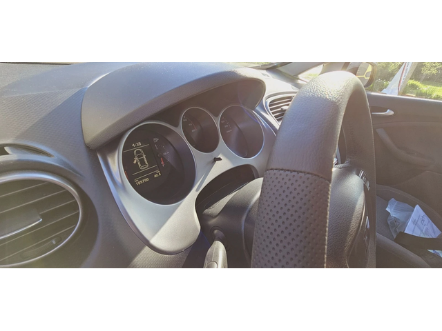 Seat Altea Altea XL-1.6i+Заводска Газ-ПОДГОТВЕН ЗА ТАКСИ - автомобили, коли, обяви за нови и употребявани 8