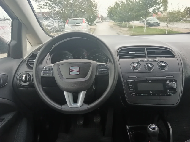 Seat Altea 1.6 * klima* - автомобили, коли, обяви за нови и употребявани 10