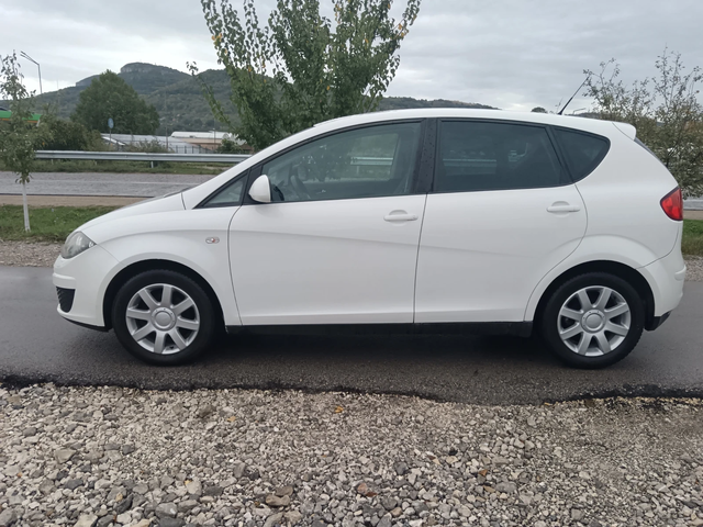 Seat Altea 1.6 * klima* - автомобили, коли, обяви за нови и употребявани 4