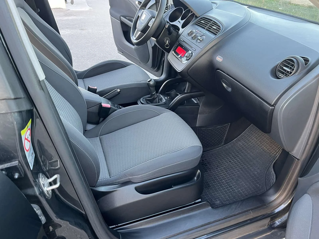 Seat Altea 1.4I 86кс  СТАРИЯ МОТОР 130 000км КЛИМАТИК - автомобили, коли, обяви за нови и употребявани 10