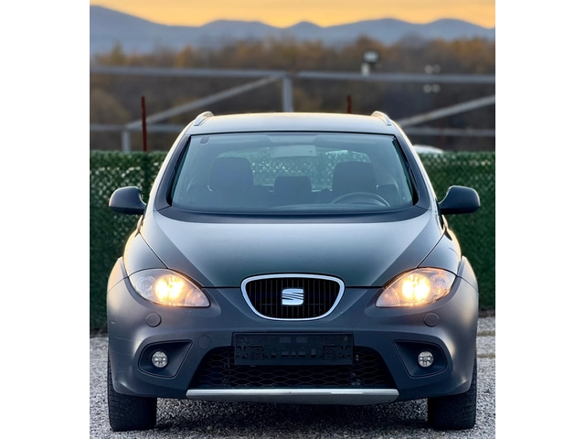 Seat Altea Freetrack 2.0TDi 4X4 - автомобили, коли, обяви за нови и употребявани 1
