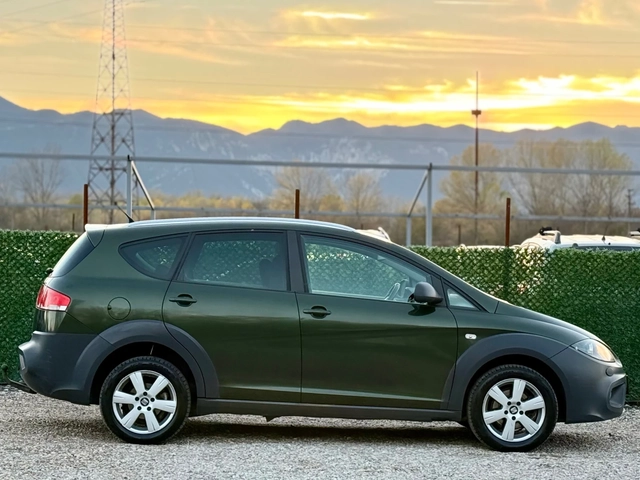 Seat Altea Freetrack 2.0TDi 4X4 - автомобили, коли, обяви за нови и употребявани 3