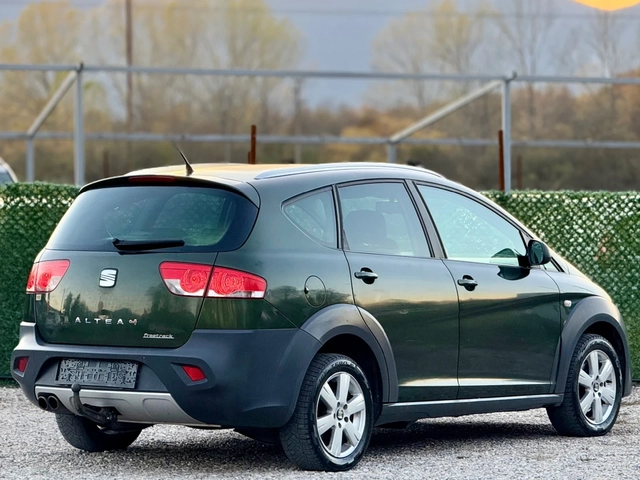 Seat Altea Freetrack 2.0TDi 4X4 - автомобили, коли, обяви за нови и употребявани 4
