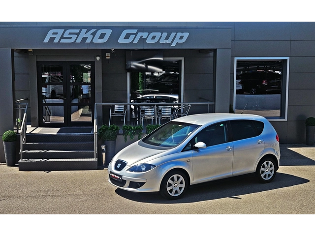 Seat Altea 2.0TDI/140KS/6 SKOROSTI - автомобили, коли, обяви за нови и употребявани 15