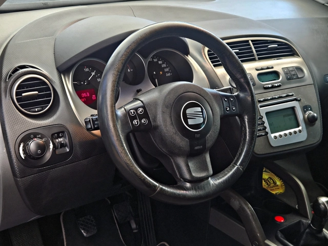 Seat Altea 2.0TDI/140KS/6 SKOROSTI - автомобили, коли, обяви за нови и употребявани 8