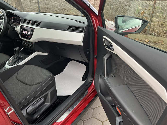Seat Arona Automatic TSI 115 к.с. - автомобили, коли, обяви за нови и употребявани 11