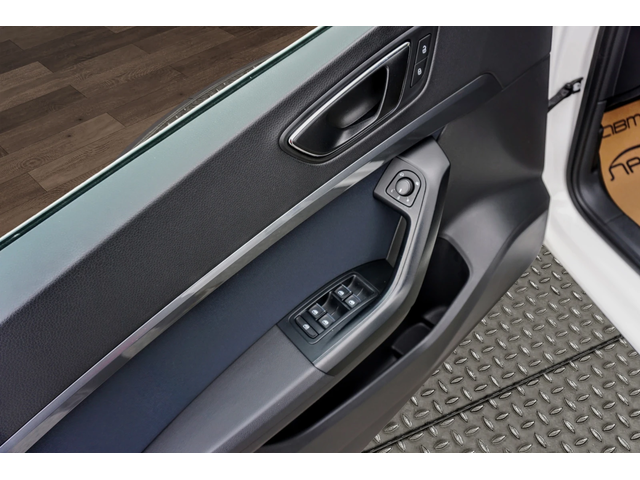 Seat Ateca 2.0TDI XCELLENCE 4WD - автомобили, коли, обяви за нови и употребявани 4