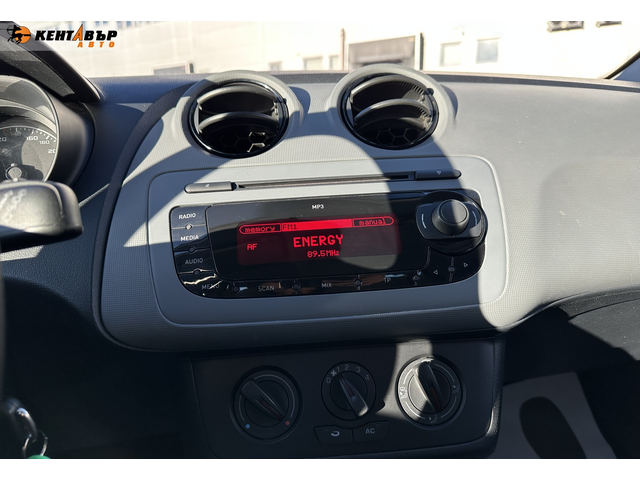 Seat Ibiza 1.2i 69 к.с. - автомобили, коли, обяви за нови и употребявани 12