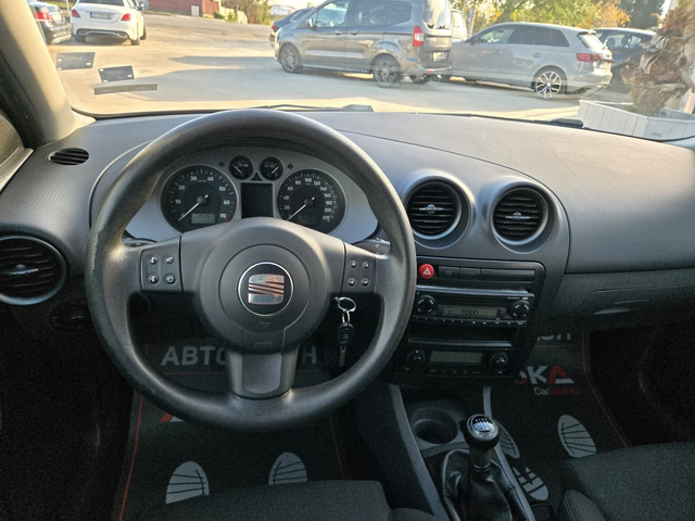 Seat Ibiza 1.4i-86kc= 163.000км= АВТОПИЛОТ= КЛИМАТРОНИК - автомобили, коли, обяви за нови и употребявани 9