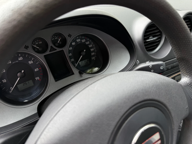 Seat Ibiza 1.2 BENZIN AUSTRIA - автомобили, коли, обяви за нови и употребявани 8