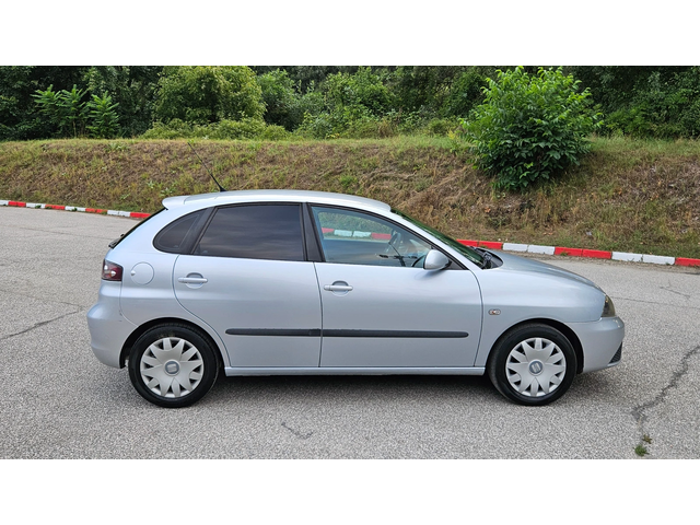 Seat Ibiza 1.4 Tdi Facelift/Klima - автомобили, коли, обяви за нови и употребявани 6