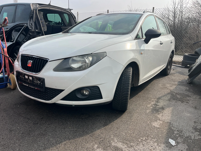 Seat Ibiza 1.4 бензин - автомобили, коли, обяви за нови и употребявани 1