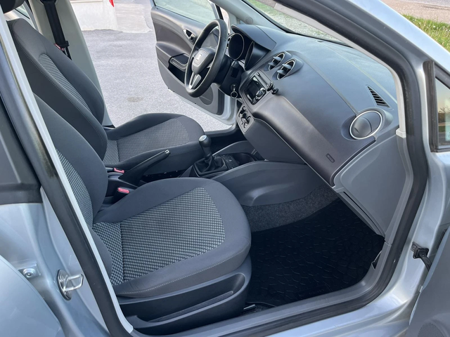 Seat Ibiza 1.2I 75кс. EURO 4 КЛИМАТИК - автомобили, коли, обяви за нови и употребявани 10