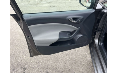 Seat Ibiza 1.2I 70кс. EURO 5 КЛИМАТИК - автомобили, коли, обяви за нови и употребявани 6