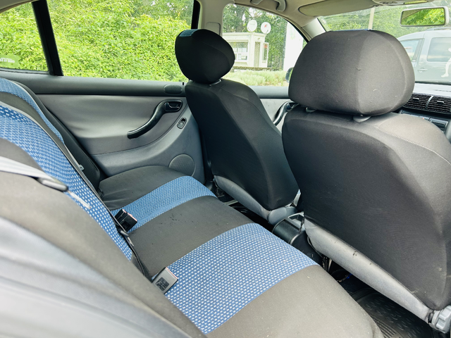 Seat Leon 1.6i - автомобили, коли, обяви за нови и употребявани 13