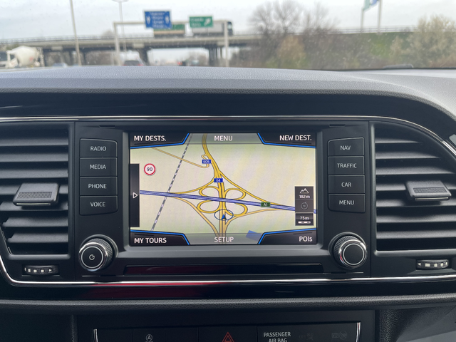 Seat Leon 1.6TDI 110к.с Automatic Navigation System - автомобили, коли, обяви за нови и употребявани 18