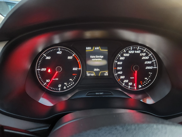 Seat Leon FR-2.0TDI-150к.с ЕURO 6 4х4-НАВИГАЦИЯ-ШВЕЙЦАРИЯ - автомобили, коли, обяви за нови и употребявани 9