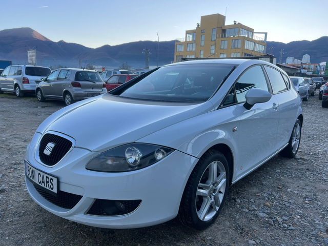 Seat Leon Facelift 1.6TDI- 105к.с./ Навигация/ Euro 5A - автомобили, коли, обяви за нови и употребявани 0