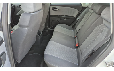 Seat Leon 1.6TDI 105к.с. - автомобили, коли, обяви за нови и употребявани 12